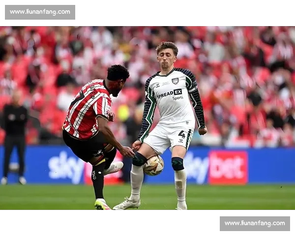 英超各球队近期状态分析与排名走势预测解析